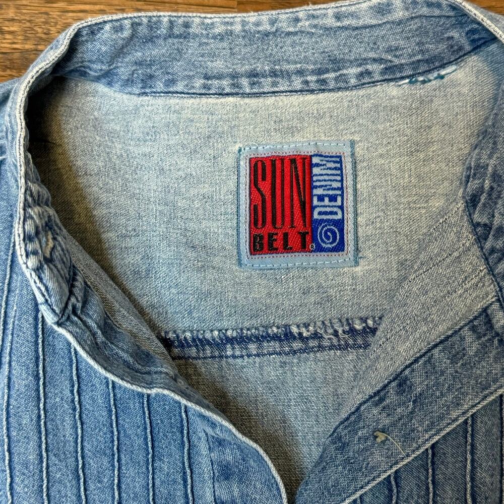 Sunbelt Denim Shirt VINTAGE Pintuck front Size Small or Medium (missing tag) - Picture 4 of 10